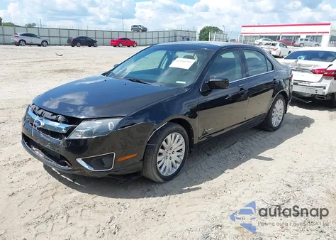 2010 Ford Fusion Hybrid z USA, uszkodzony, nr VIN 3FADP0L35AR293825